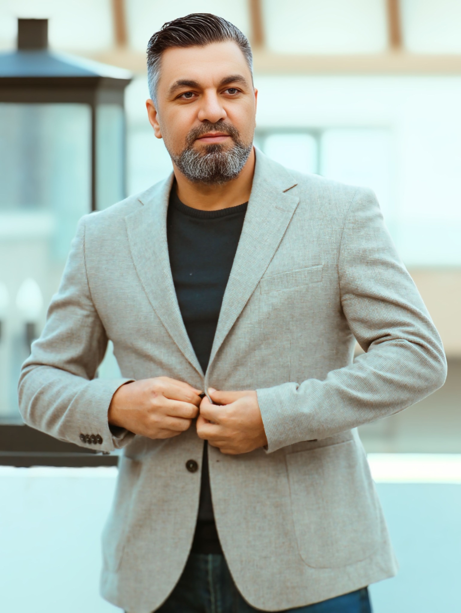 Dr. Arezoo Nasiry